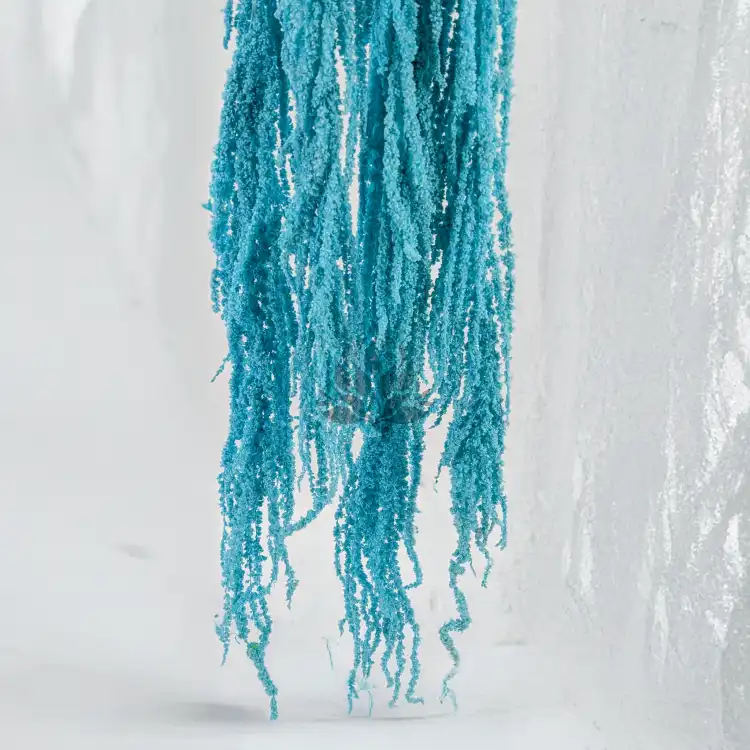 Szarlat Mint Blue Royal 4.png
