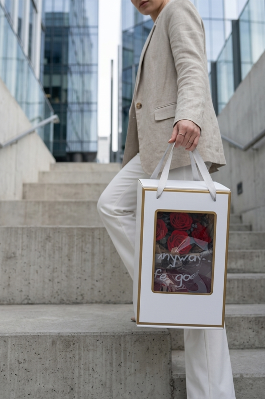 EVERGIVE 7 rose 4.png