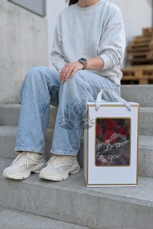 EVERGIVE 7 rose 3.png
