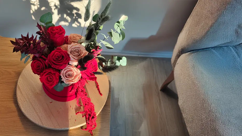 Wieczna róża = wieczna miłość! Jak stworzyć elegancki kwiatowy box?